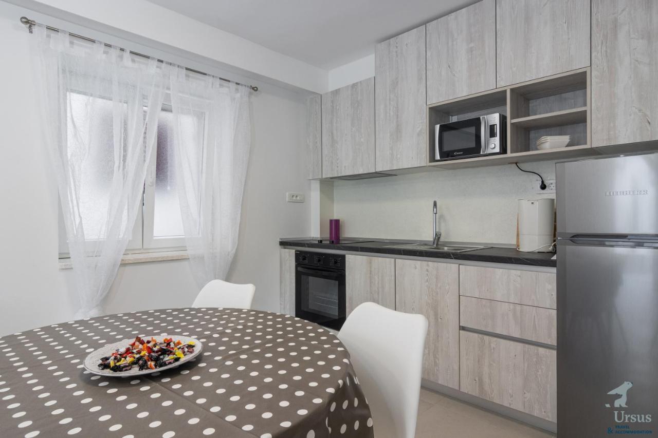 Residence Marina Сплит Экстерьер фото