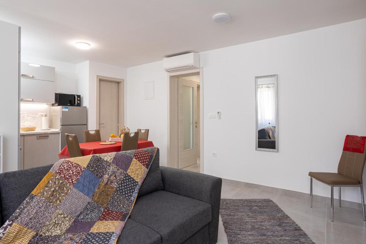 Residence Marina Сплит Экстерьер фото